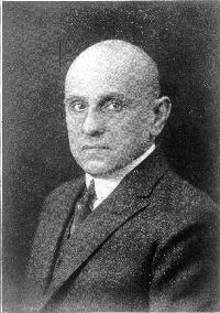 Dr. Otto Ruer