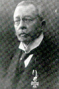 Historisches Porträt von Herrn Ludwig Freiherr von Berswordt-Wallrabe