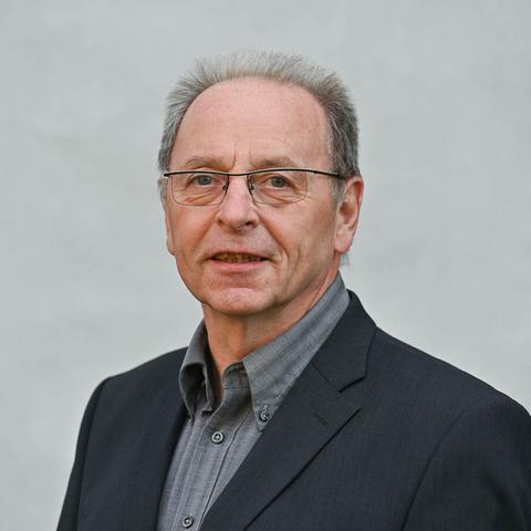123 Manfred Vierling