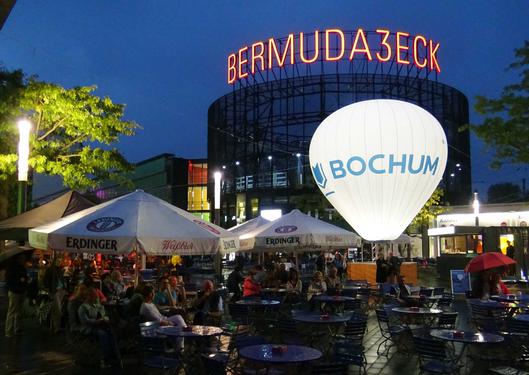 Das Publikum beim Sommerdialog im Bochumer Bermuda3Eck am 17.09.2016.