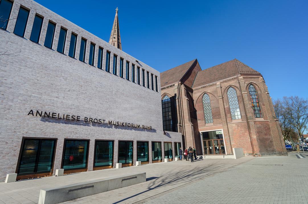Außenansicht des Anneliese Brost Musikforum Ruhr