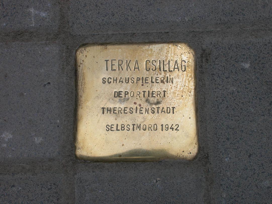 Stolperstein für die Schauspielerin Terka Csillag