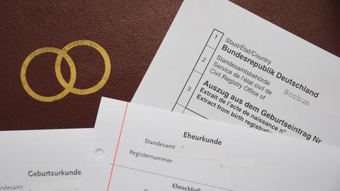 Verschiedene Urkunden aus dem Personenstandsrecht