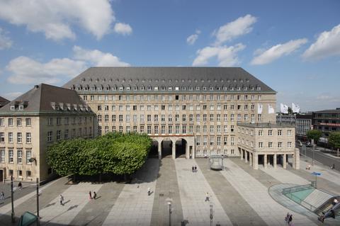 Das Rathaus in Bochum (Frontalansicht)