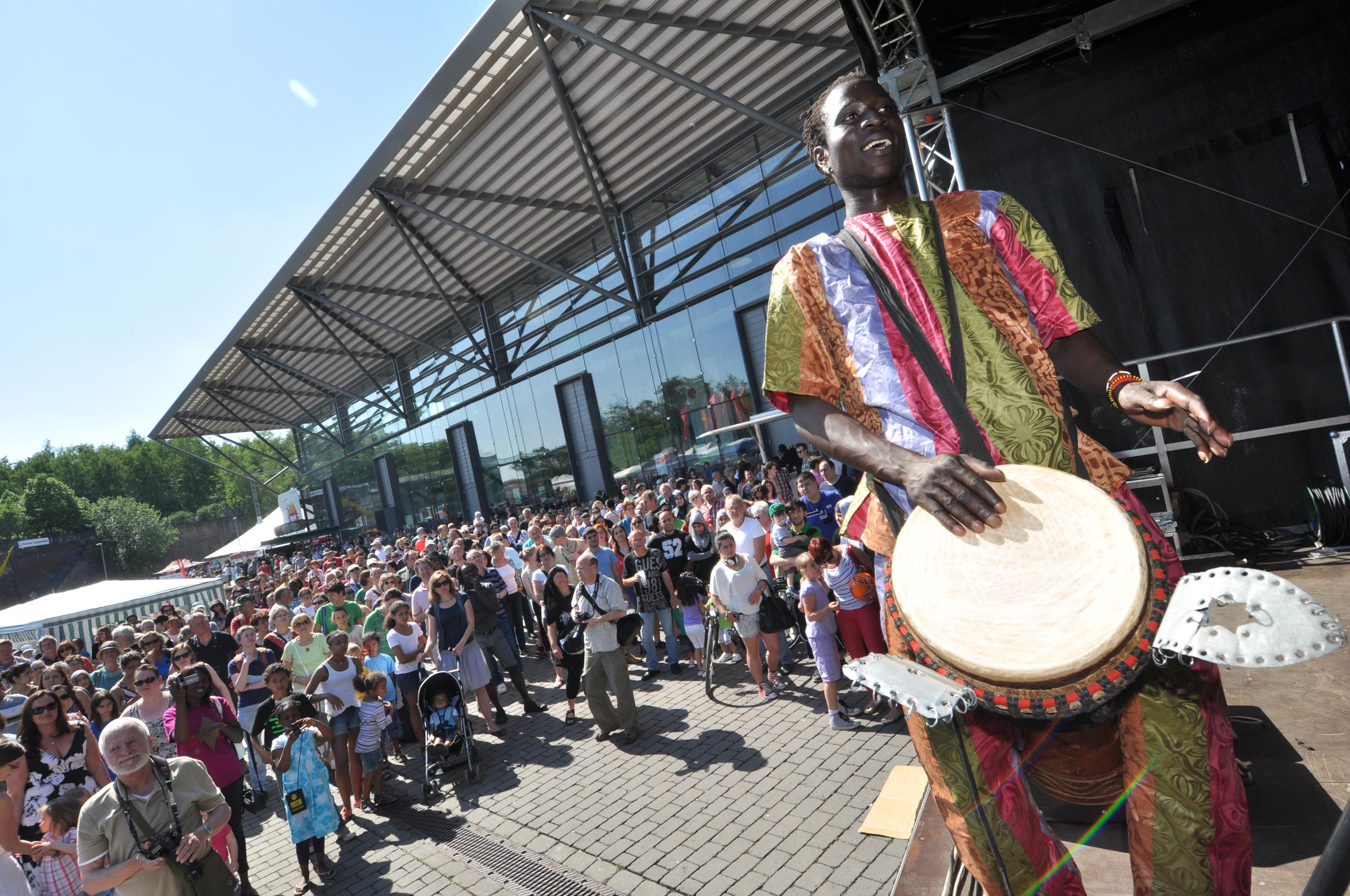 Das Kulturfestival Ruhr International an der Jahrhunderthalle Bochum