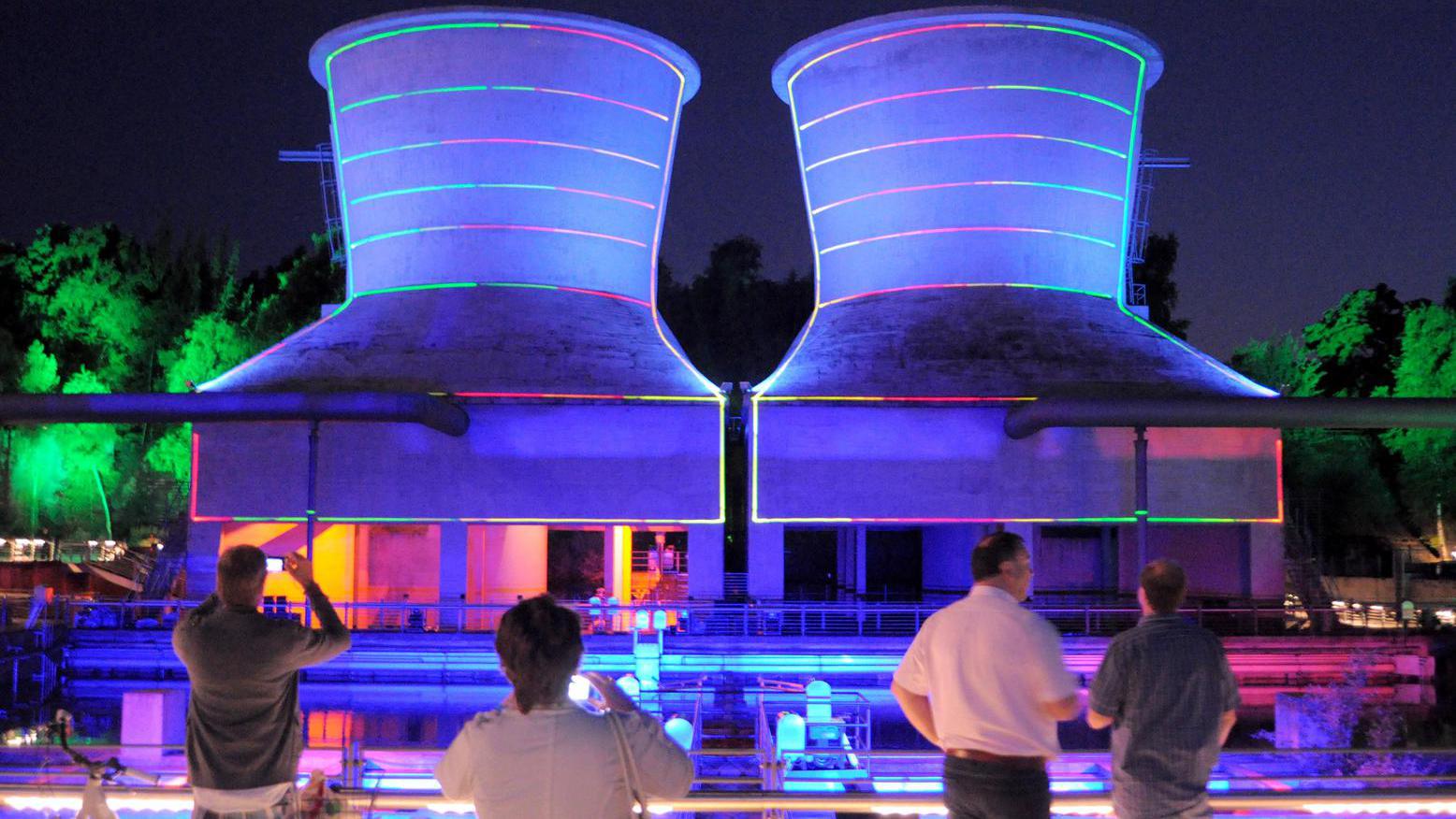 Extraschicht - die lange Nacht der Industriekultur rund um die Jahrhunderthalle Bochum.