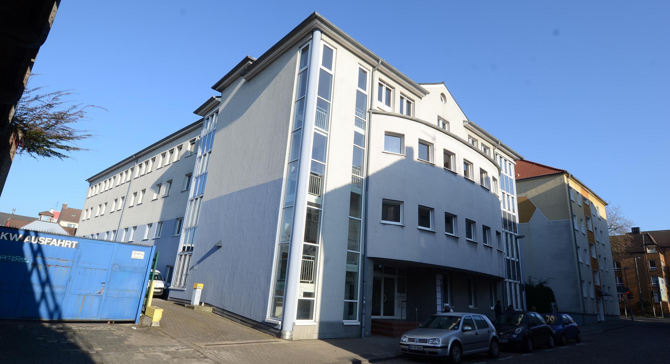Das Bild zeigt das Gebäude Diekampstraße 26.