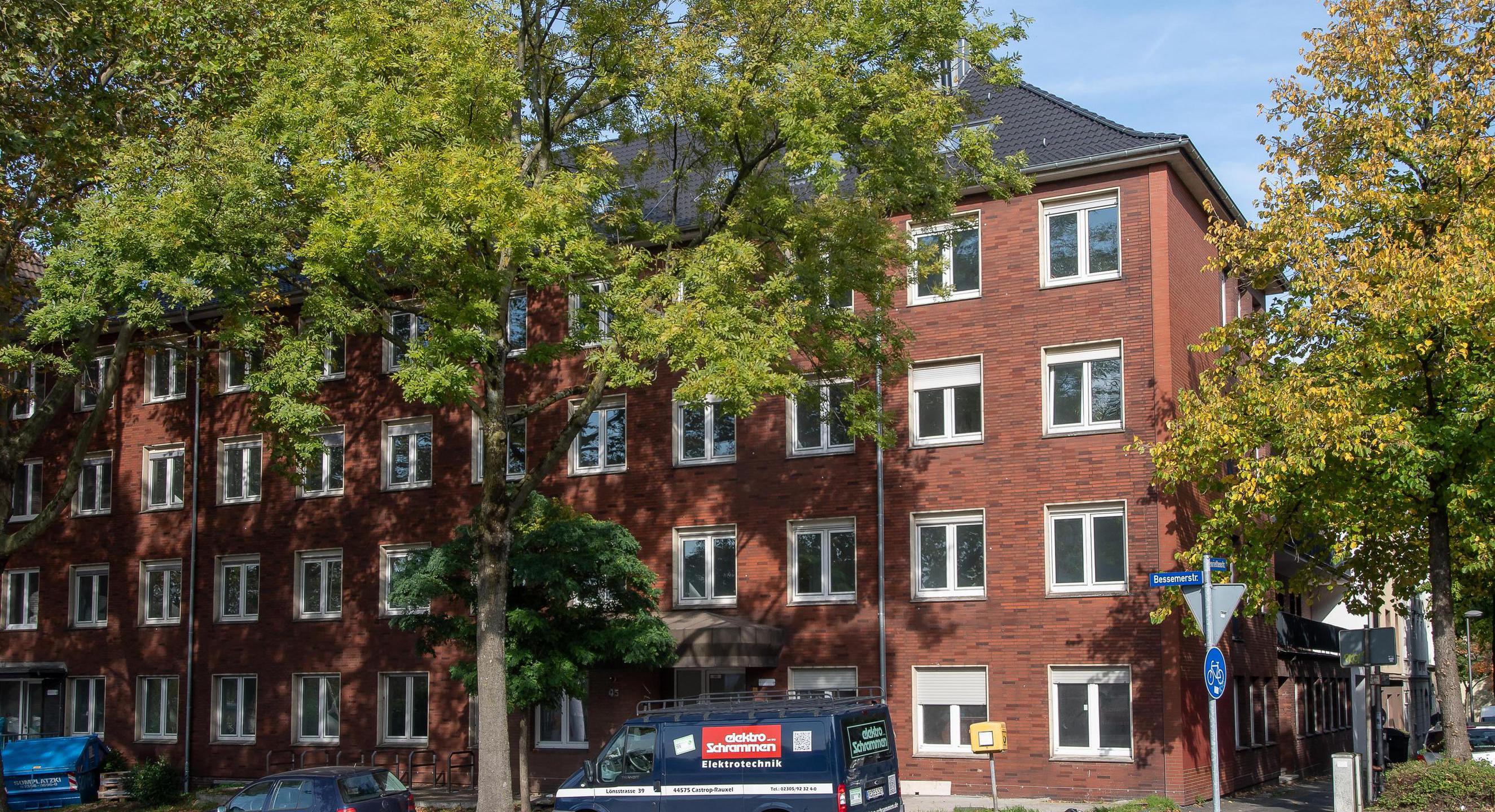 Das Bild zeigt das Verwaltungsgebäude Bessemerstraße
