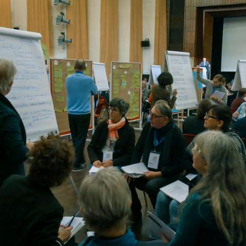 Teilnehmerinnen und Teilnehmer der Zukunftskonferenz 2019 in der Stadthalle Wattenscheid