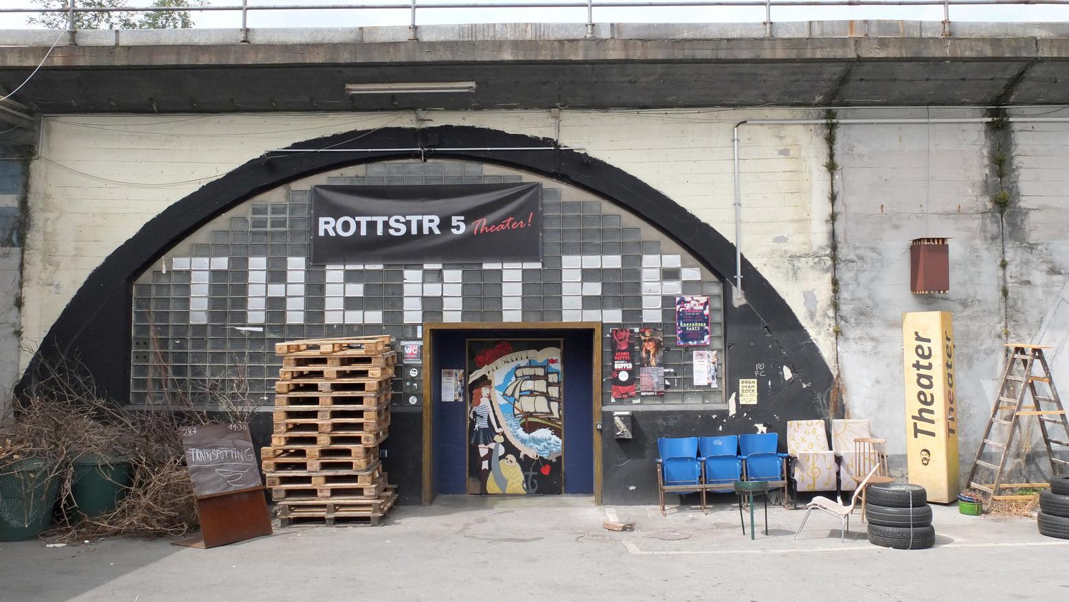 Außenansicht des Rottstr.5 Theaters