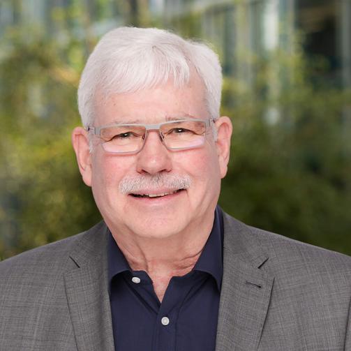 Dr. Peter Reinirkens