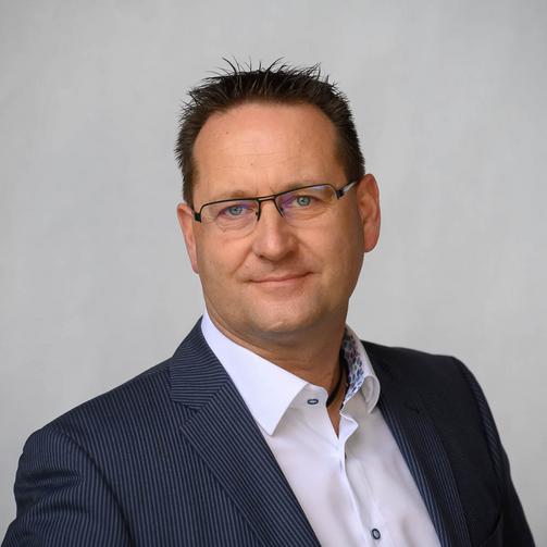 123 Holger Schneider