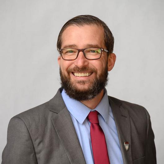 123  Arnim BacksArnim Backs