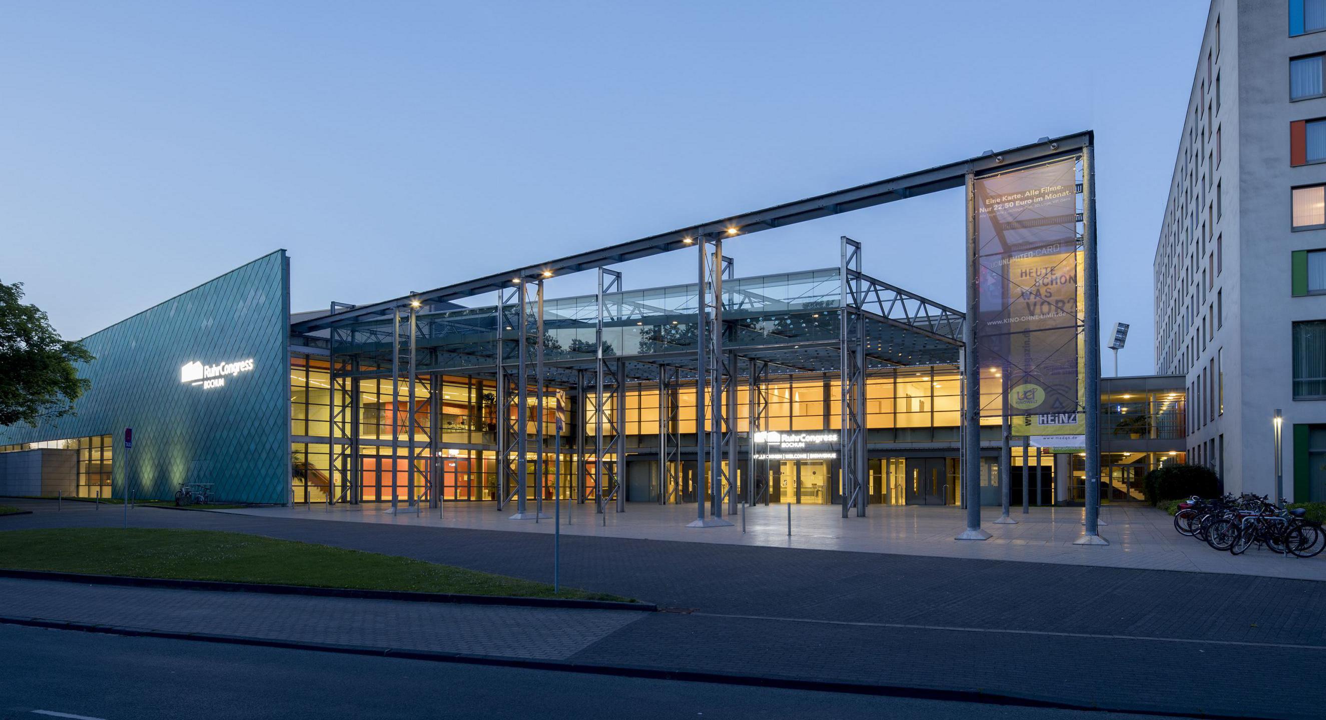 Außenaufnahme des RuhrCongress Bochum