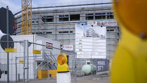 Das Zentrum für Engineering Smarter Produkt-Service-Systeme (ZESS) nimmt Gestalt an. Der Rohbau steht.
