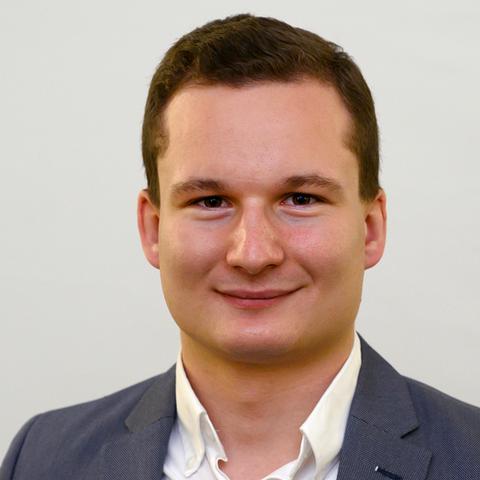123  Stefan KlapperichStefan Klapperich
