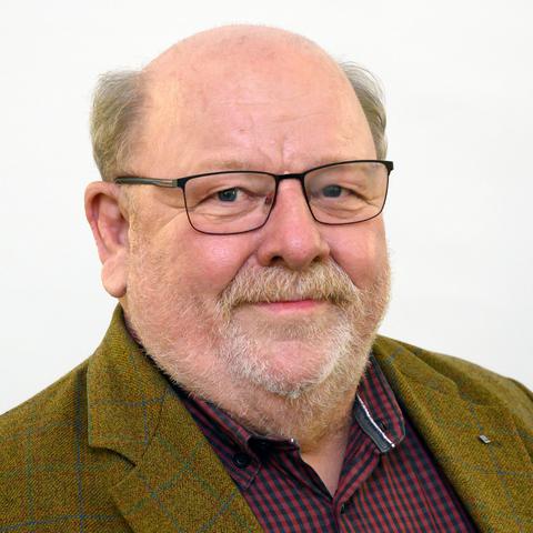 123 Dr. Rolf HeyerRolf Heyer