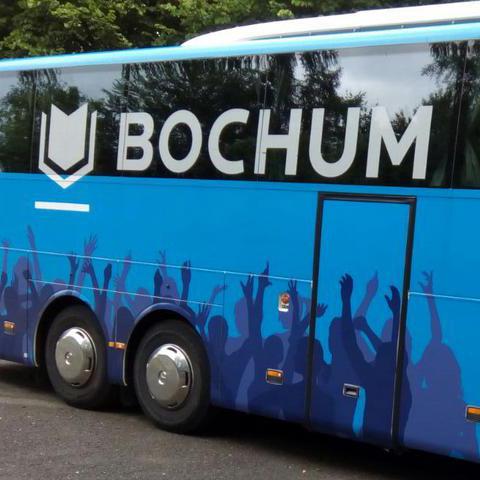 Bus mit Bochum-Logo