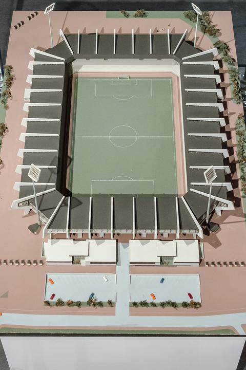Modell des Ruhrstadions - Exponat der Ausstellung "107 Sachen" im Stadtarchiv/Zentrum für Stadtgeschichte