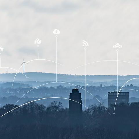 Die Skyline Bochums mit diversen technischen Symbolen