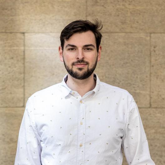 0  Fabian KrömlingFabian Krömling