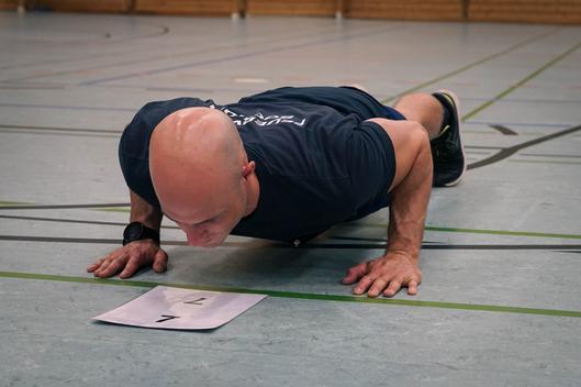 Liegestütze Position unten