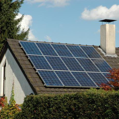 Solar- und Photovoltaikanlage auf einem Privathaus in Hattingen