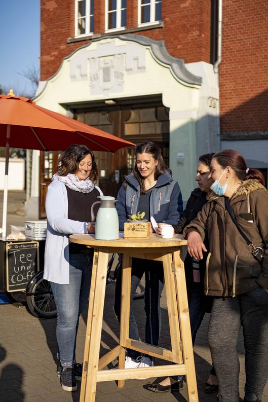 Elterncafe in Bochumer Grundschulen mit "Caffee-Bike"