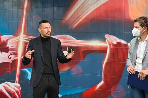 Graffiti im U-Bahnhof Bermudadreieck/Musikforum in Bochum im Rahmen der Bochum Strategie