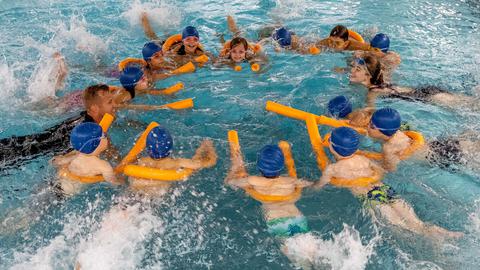 Im Lehrschwimmbecken der Graf-Engelbert-Schule fand der Schwimmunterricht unter anderem statt. 