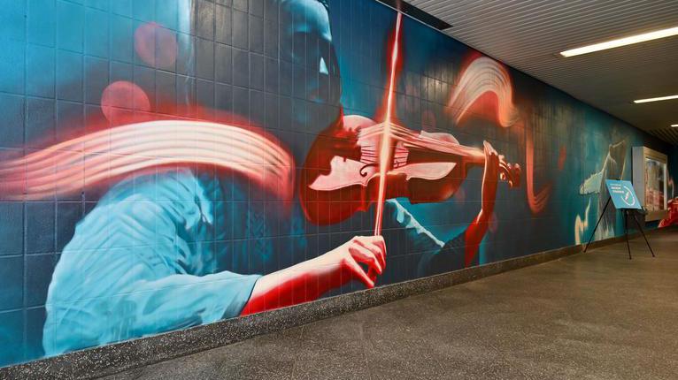 Graffiti im U-Bahnhof Bermudadreieck/Musikforum in Bochum im Rahmen der Bochum Strategie