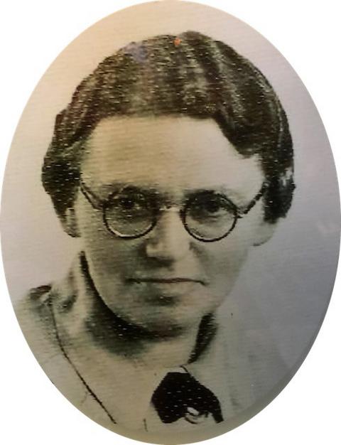 Foto aus der Personalakte von Else Hirsch
