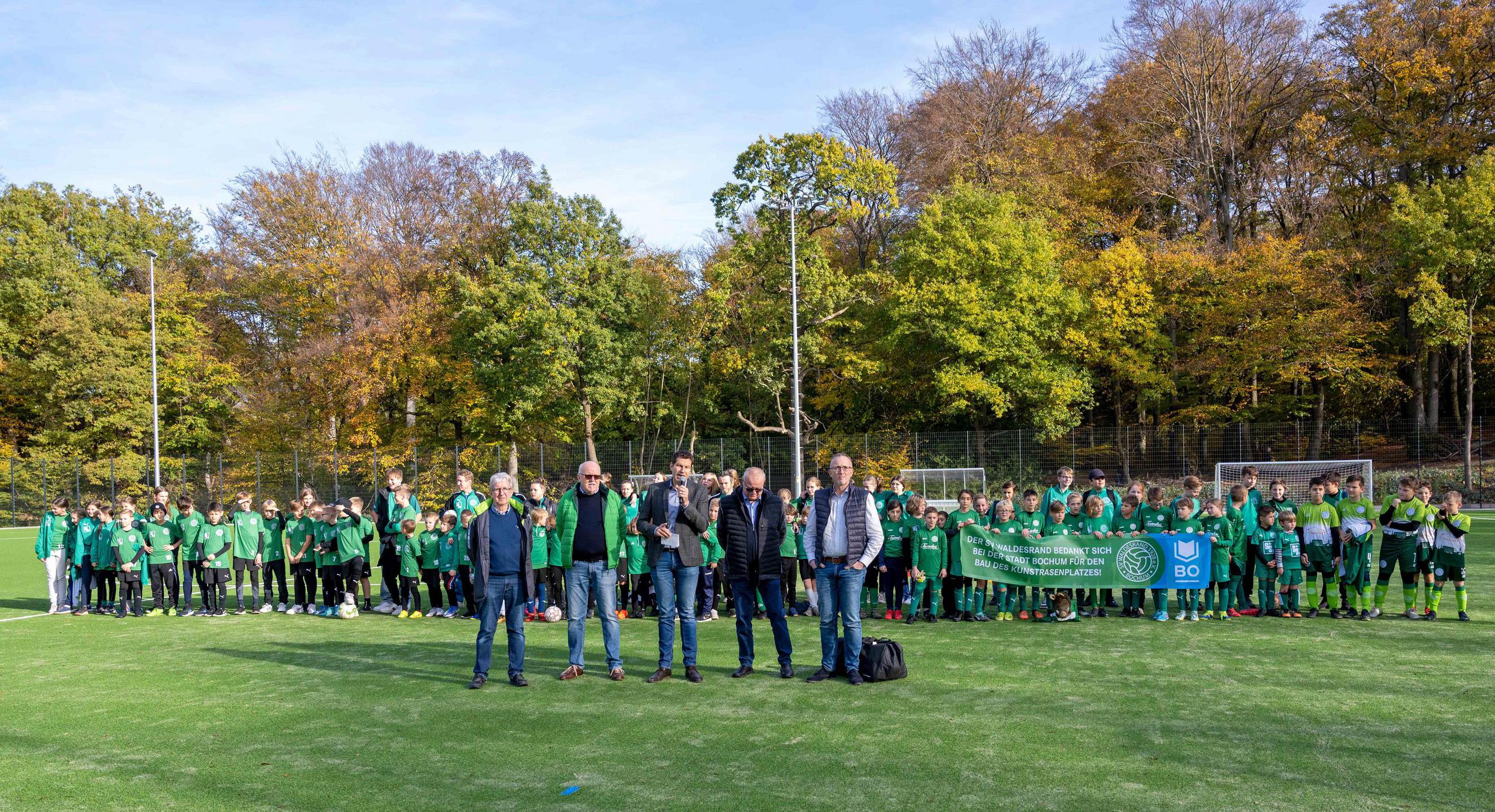 Eröffnung Sportplatz Am Waldesrand