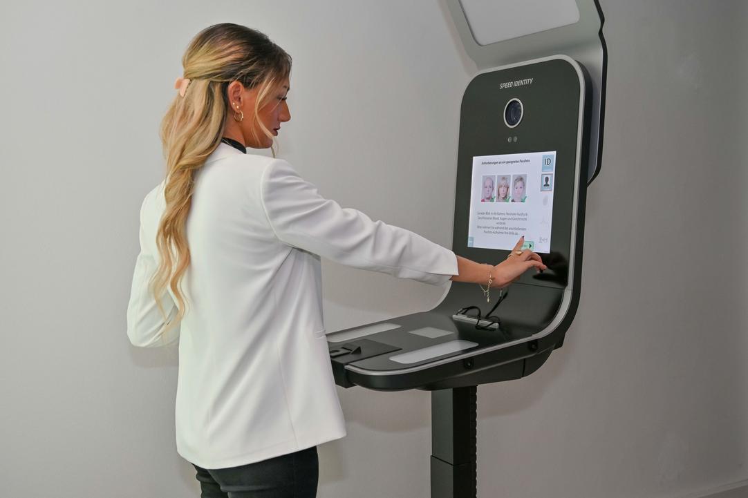 Eine Speed Capture Station 