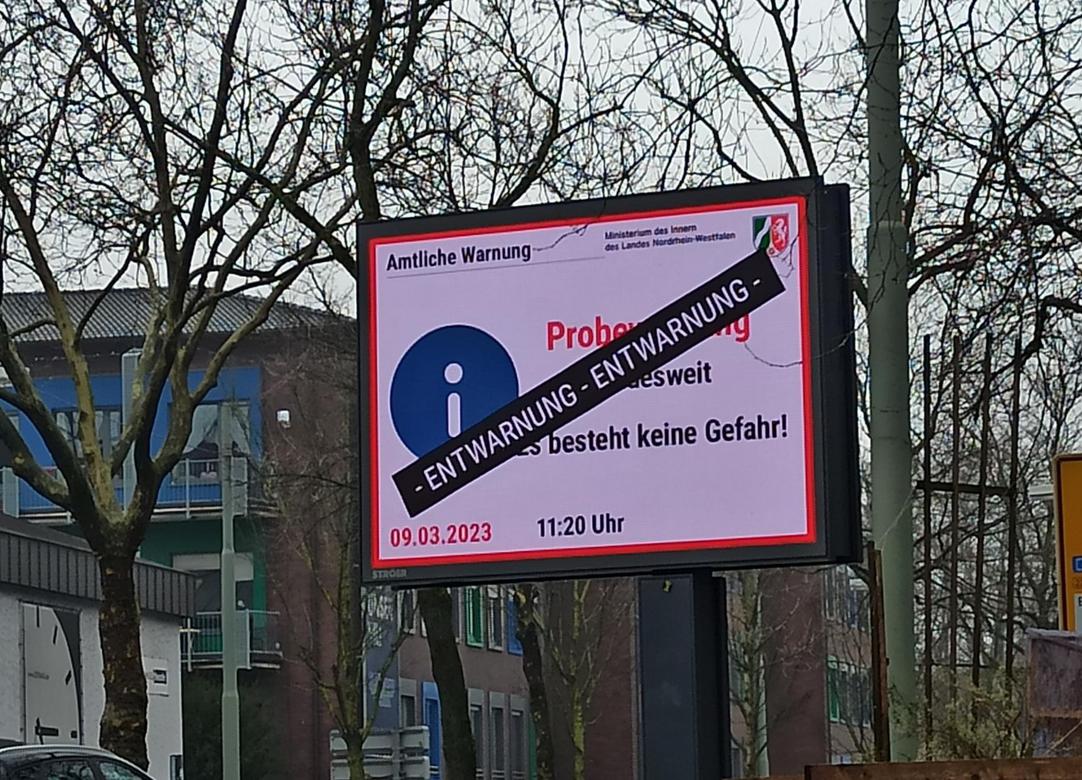 Bild von der Videotafel in der Innenstadt zum Probealarm