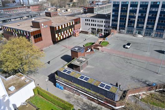 Luftbild der Sammelabstellanlage für Fahrräder hinter dem Hauptbahnhof in Bochum