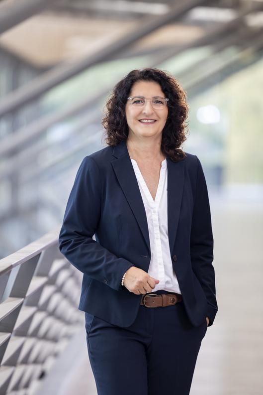 Bürgermeisterin Züleyha Demir