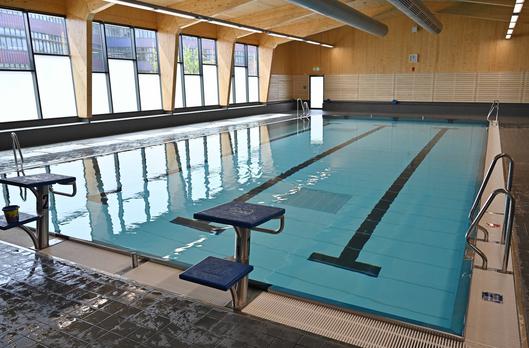 Schwimmbecken im Sportzentrum Wiemelhausen