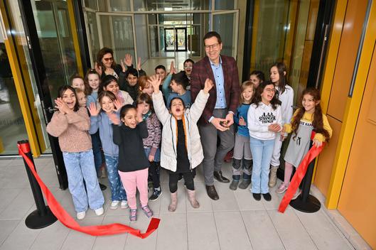 Eröffnung des Schulneubaus an der Feldsieper Straße in Bochum