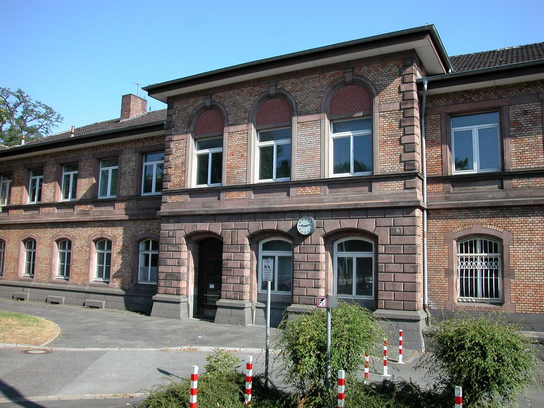 Das Gebäude des historischen Nordbahnhofs am Ostring.