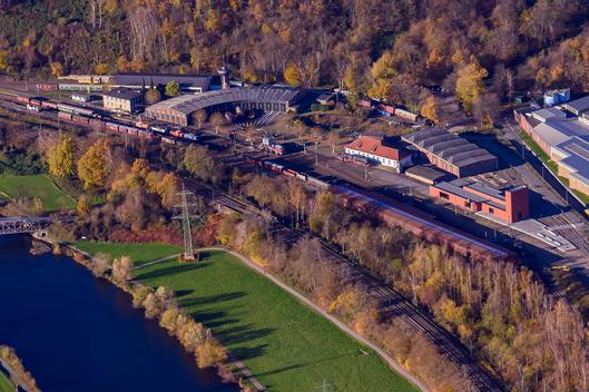 Die Luftaufnahme vom 18.11.2020 zeigt das Eisenbahnmuseum in Bochum-Dahlhausen.