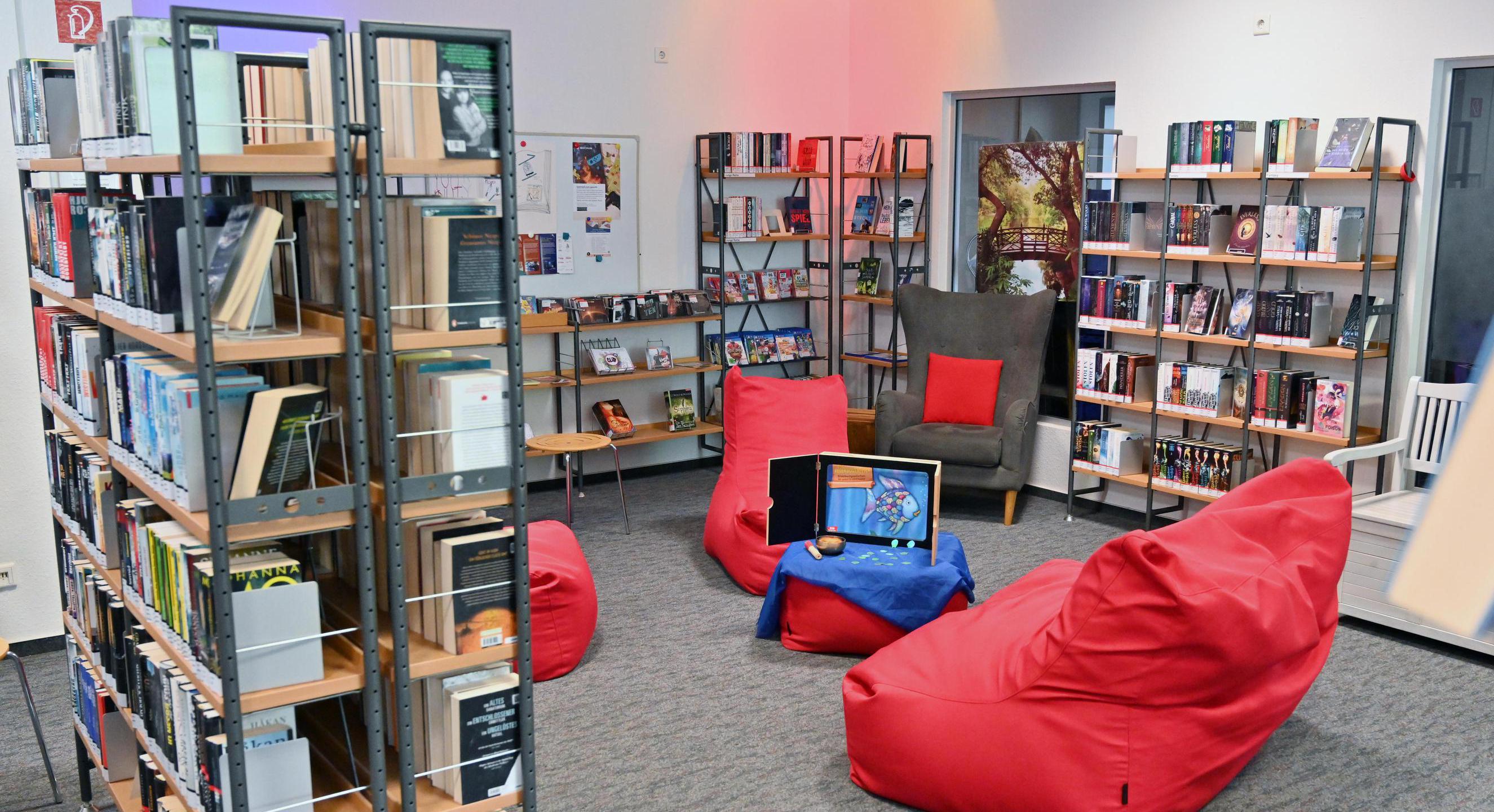 Regale mit Bücher