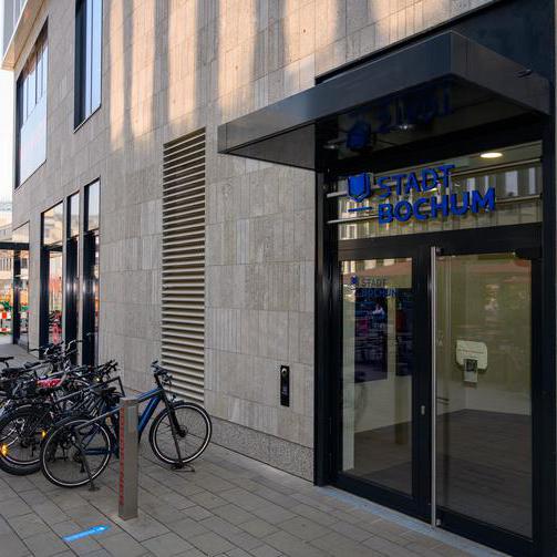 Eingang zur Stadtverwaltung im Husemann Karree in Bochum