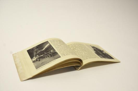 Die Innenseite der ersten Publikation der Stadt Bochum aus dem Jahr 1927.