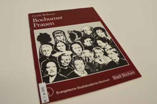 Titelblatt der Broschüre "Bochumer Frauen" von 1991.