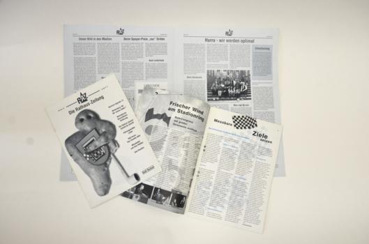 Seiten aus der Rathaus-Zeitung (RAZ)