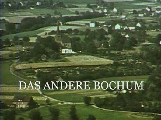Der Titel des Werbefilms "Das andere Bochum" von 1957 zeigt die Stiepeler Dorfkirche.