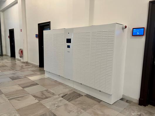 Dokumentenausgabebox im Ausländerbüro