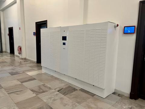 Dokumentenausgabebox im Ausländerbüro