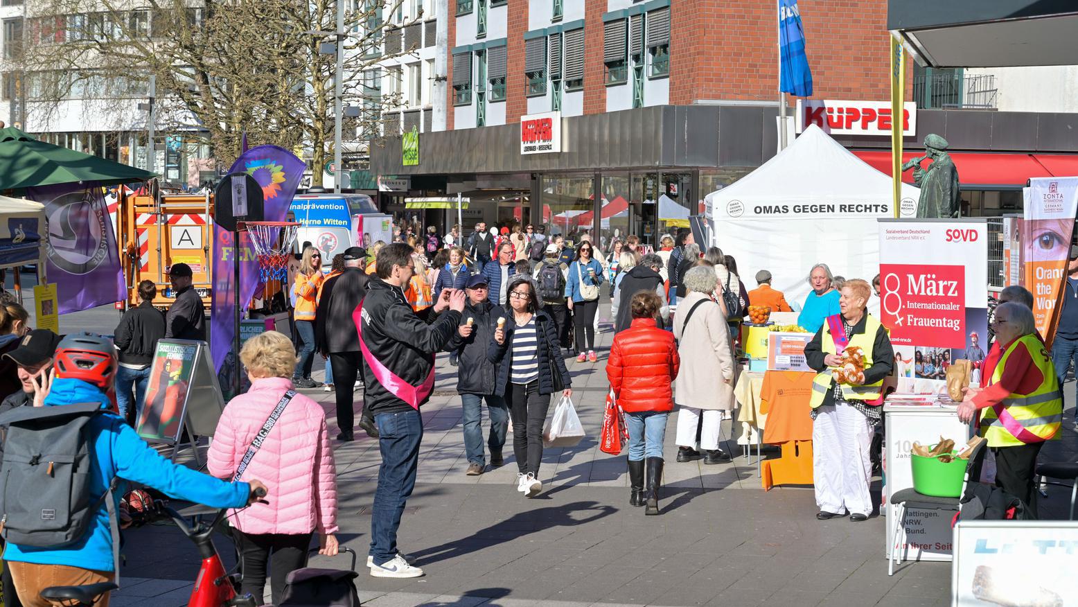 Aktionstag der Bochumer Frauenvereine und –verbände auf dem Bongard-Boulevard